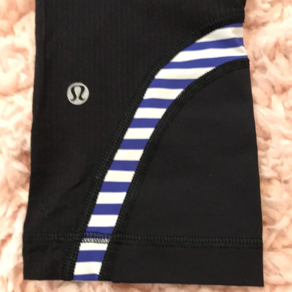 Lululemon Capri leggings - Picture 3 of 5